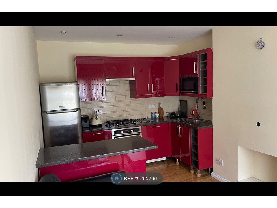 Property photo 3 of 5