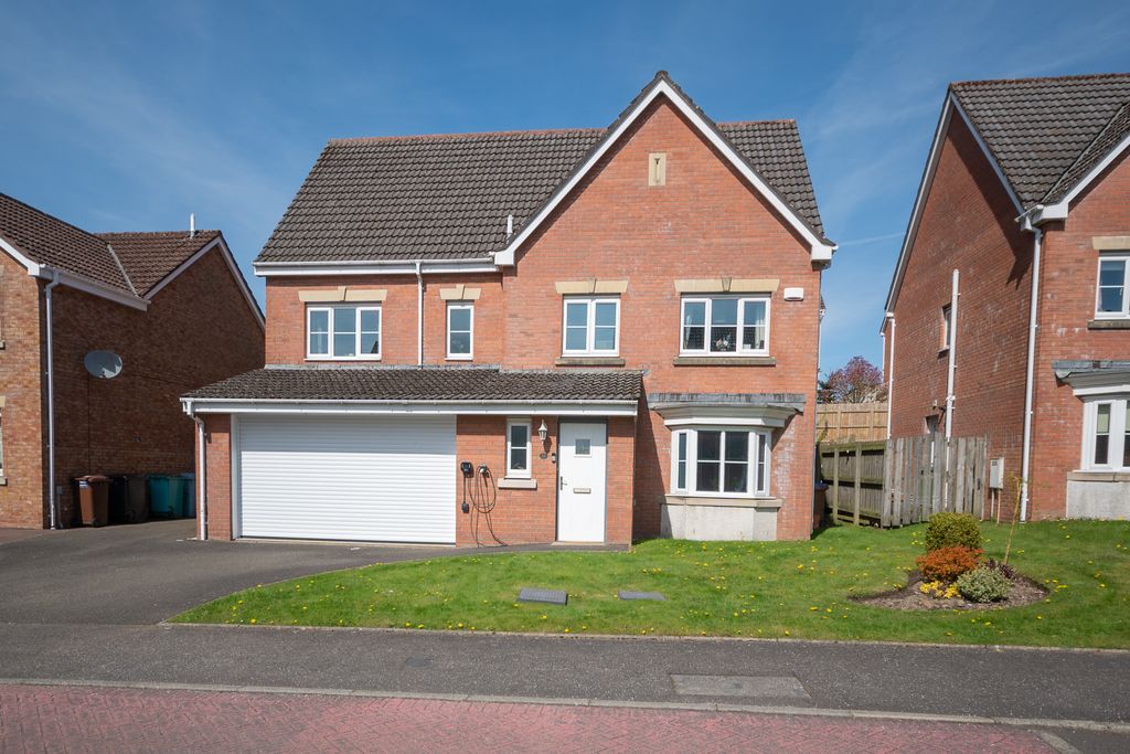 Property photo 1 of 29 Front