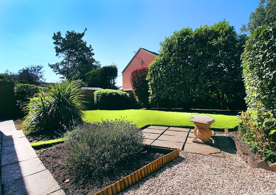 Property photo 1 of 28