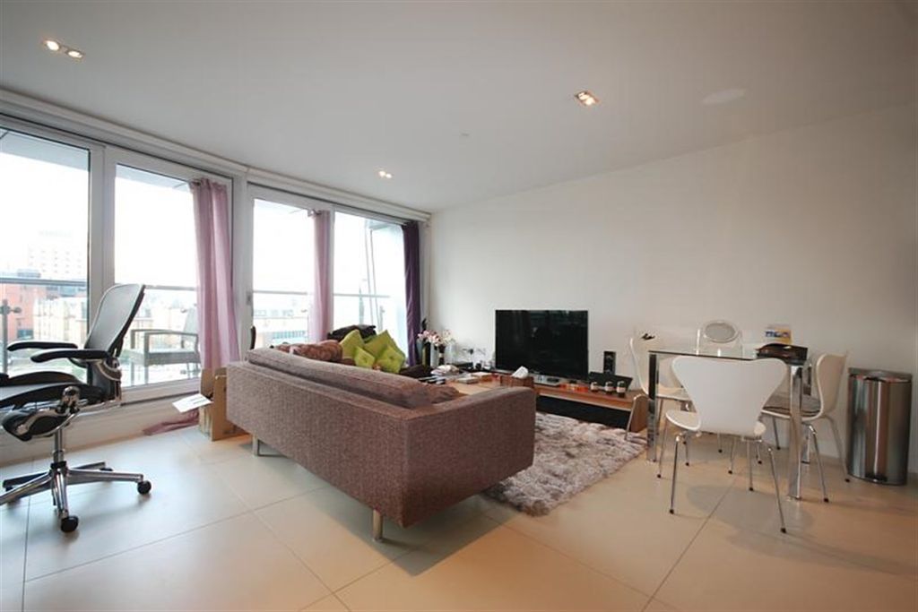 Property photo 1 of 7 (Main)