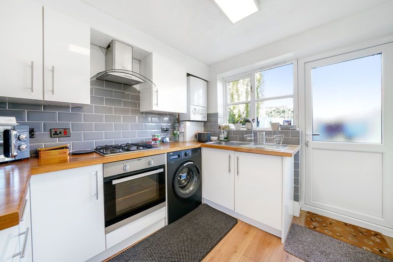 Property photo 3 of 12 Photo 14