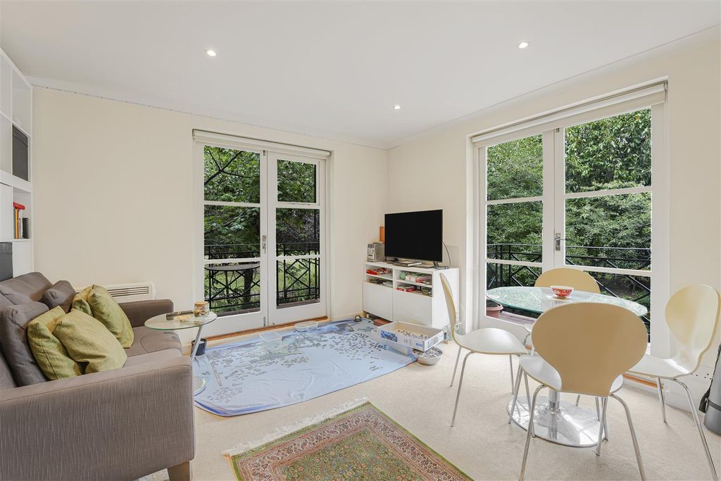 Property photo 3 of 8 Ped01949.Jpg