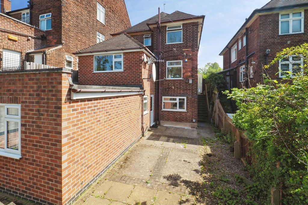Property photo 2 of 17 Pbox-Img.Jpg