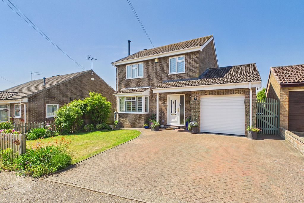 Property photo 1 of 31