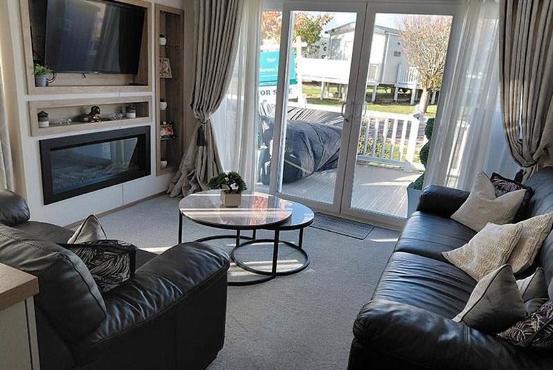 Property photo 2 of 8 004672 1 20260219 00.Jpeg