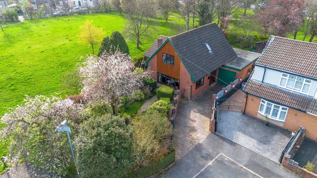 Property photo 1 of 29