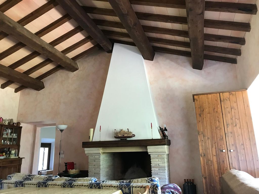 Property photo 3 of 4