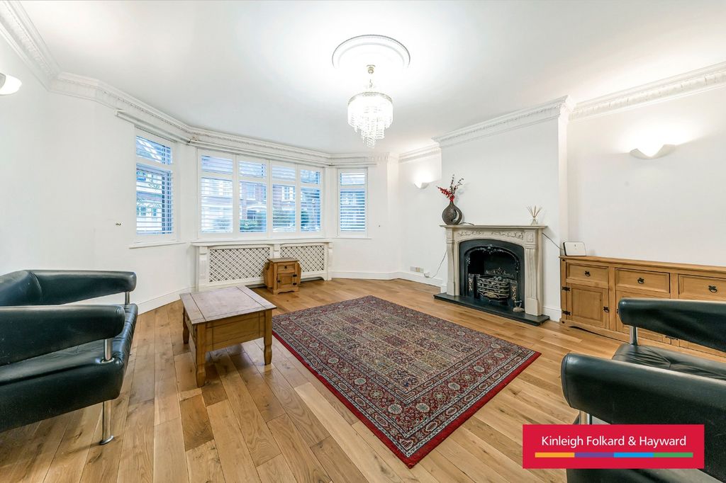 Property photo 2 of 25 Picture No. 03