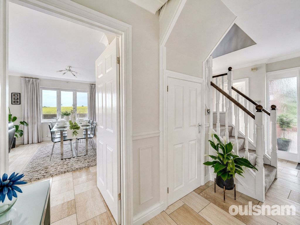 Property photo 2 of 38 Picture No. 27