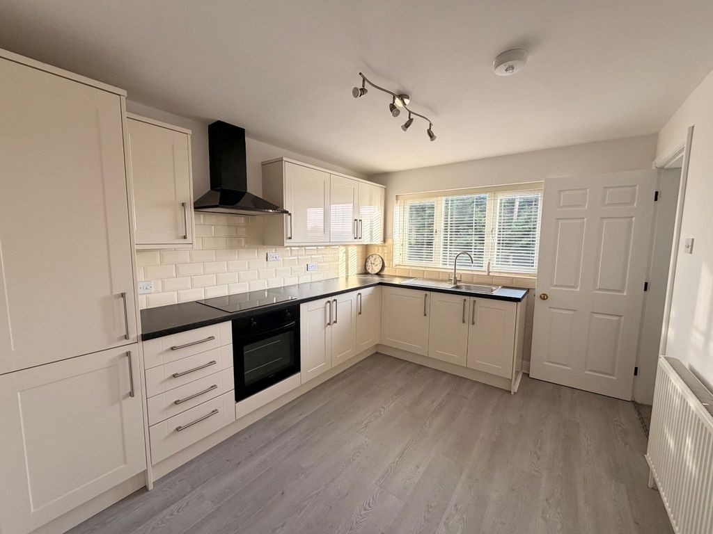 Property photo 2 of 10 Picture No. 05