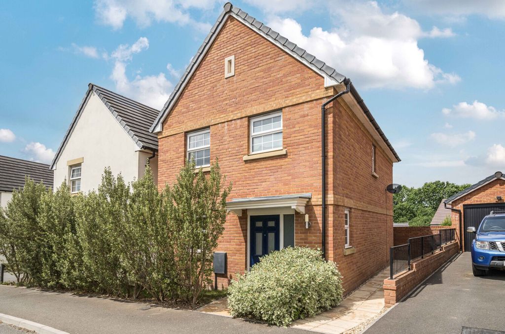 Property photo 1 of 25 1299311-6-6838720...