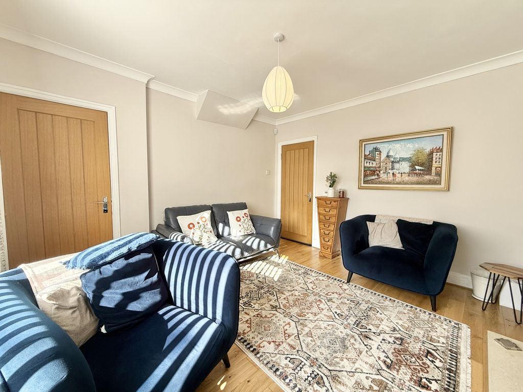 Property photo 3 of 18 Img_6827