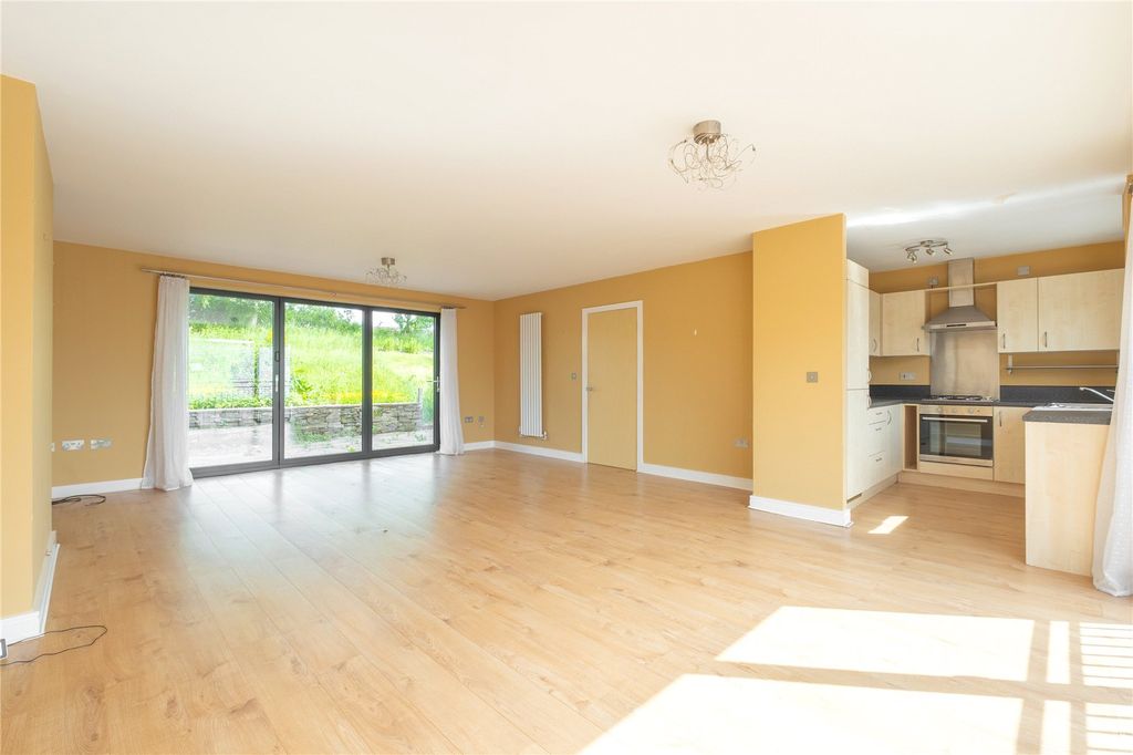 Property photo 2 of 28 Open Plan Living