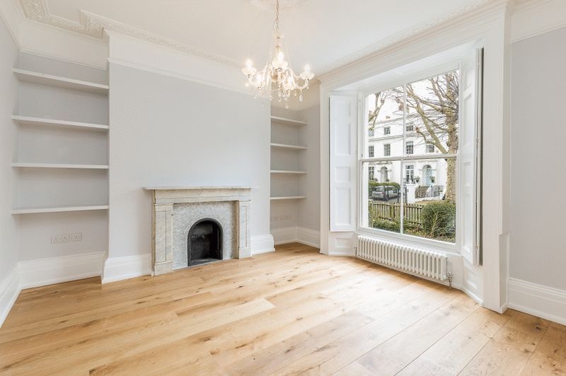 Property photo 1 of 8 Photo 7