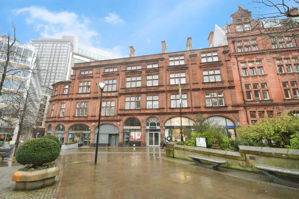 Property photo 1 of 15 External