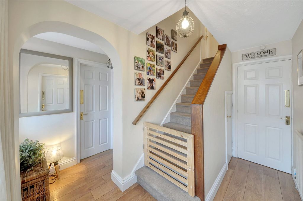 Property photo 3 of 26 Picture No. 48