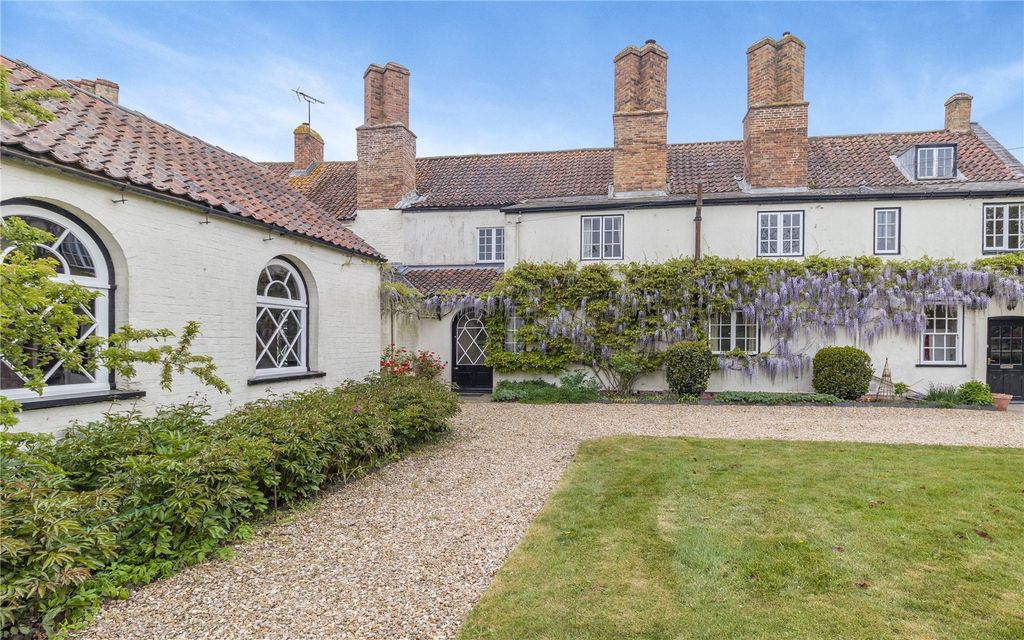 Additional image 16 of 7 bed detached house for saleKnaith Hall, Gainsborough Road, Knaith, Gainsborough DN21