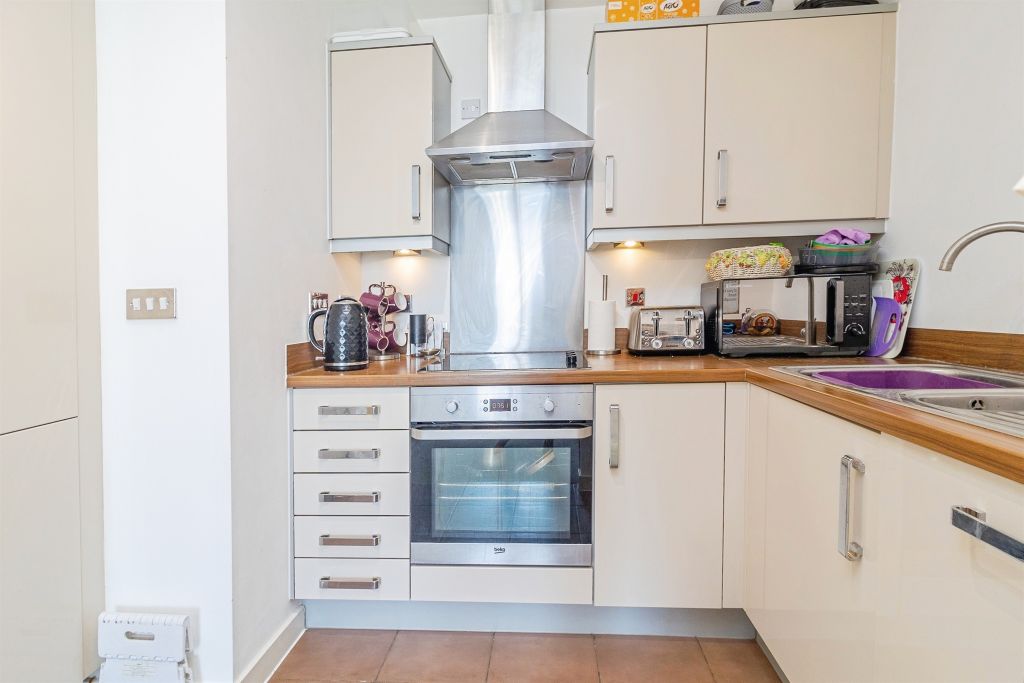 Property photo 3 of 20