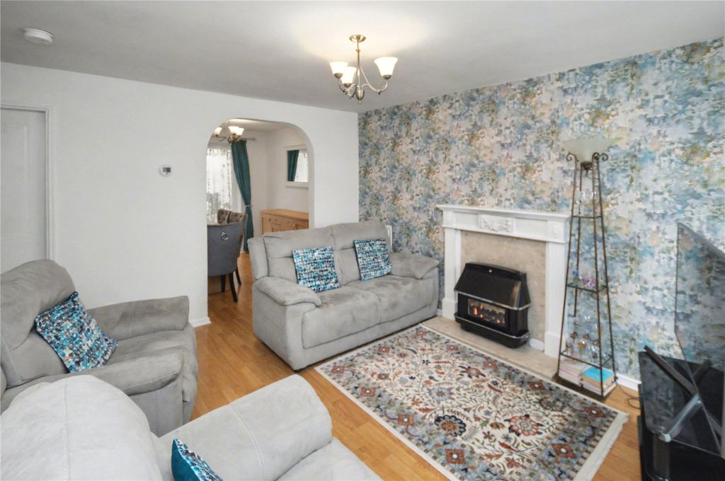 Property photo 3 of 18 Picture No. 27