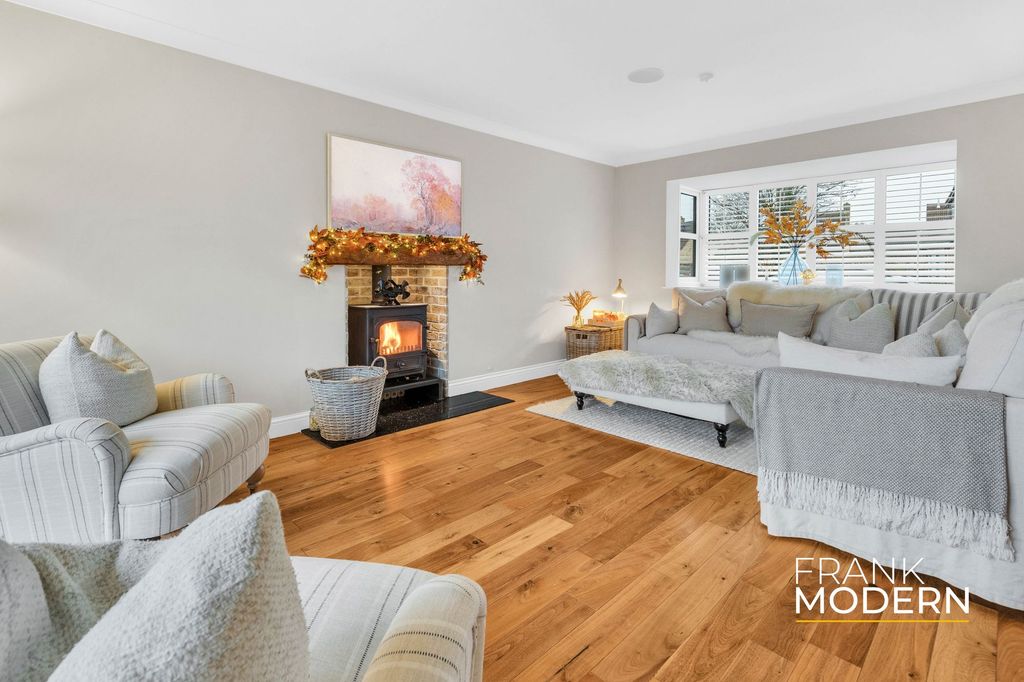 Property photo 2 of 50 Living Room