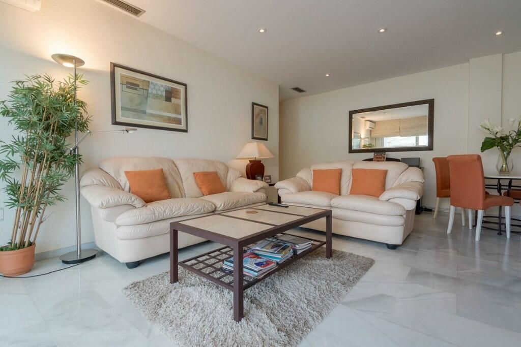 Property photo 1 of 3