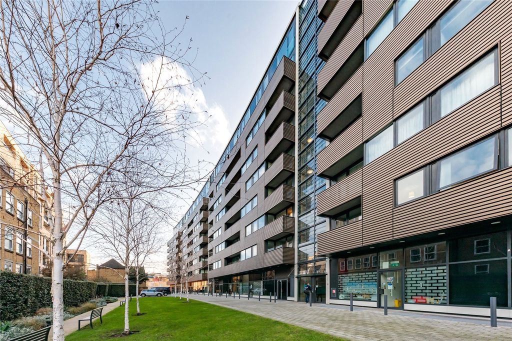 Property photo 1 of 9 Picture No. 18