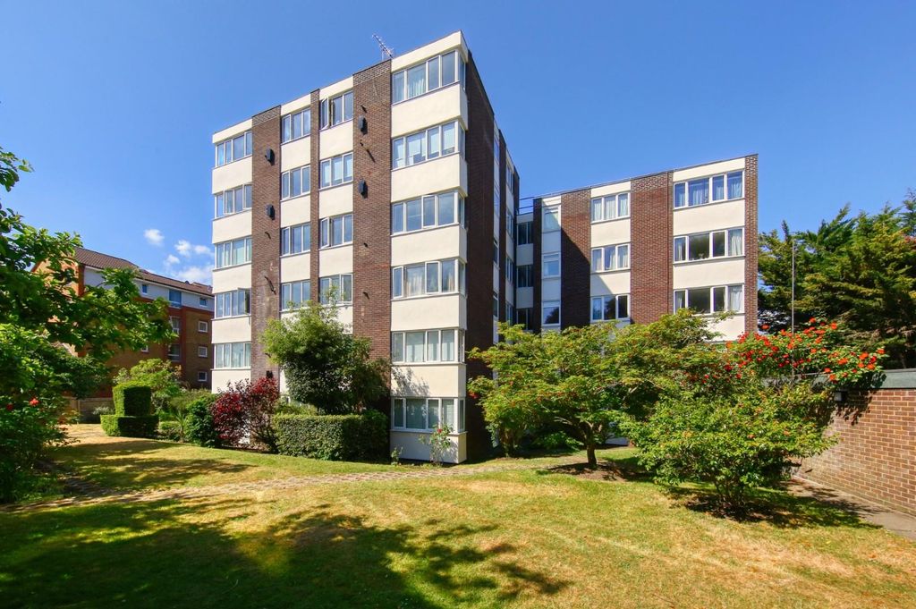 Property photo 1 of 11 2O8A1573_Hdr.Jpg
