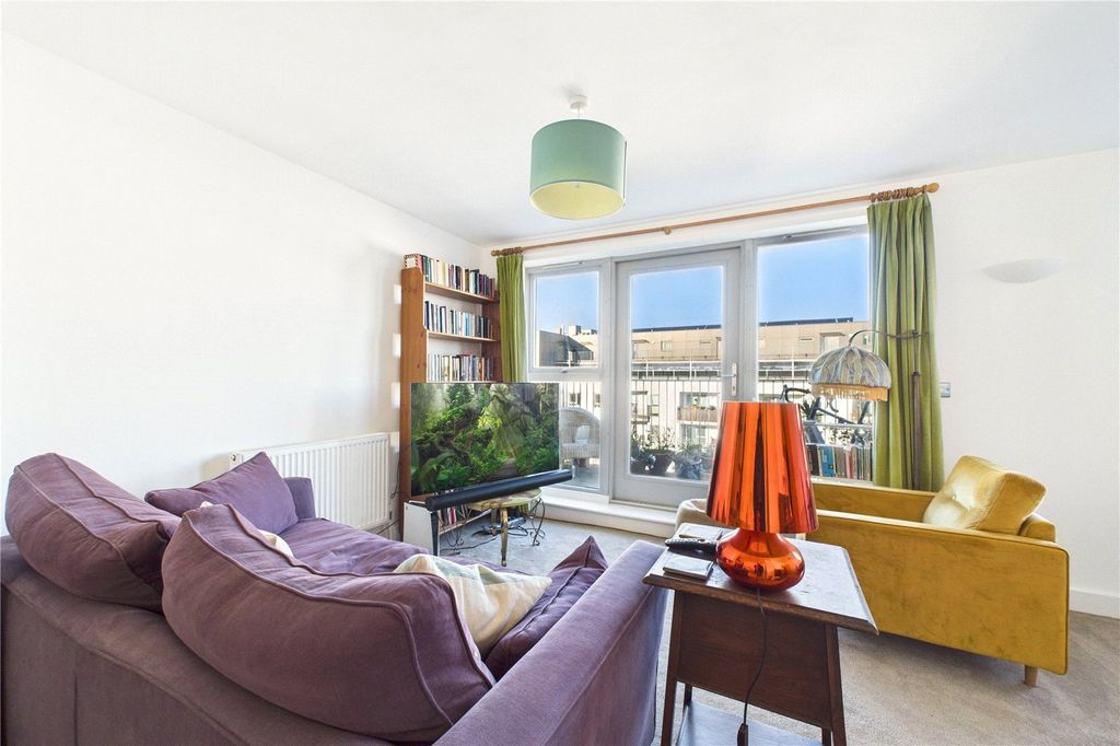 Property photo 2 of 13 Picture No. 04