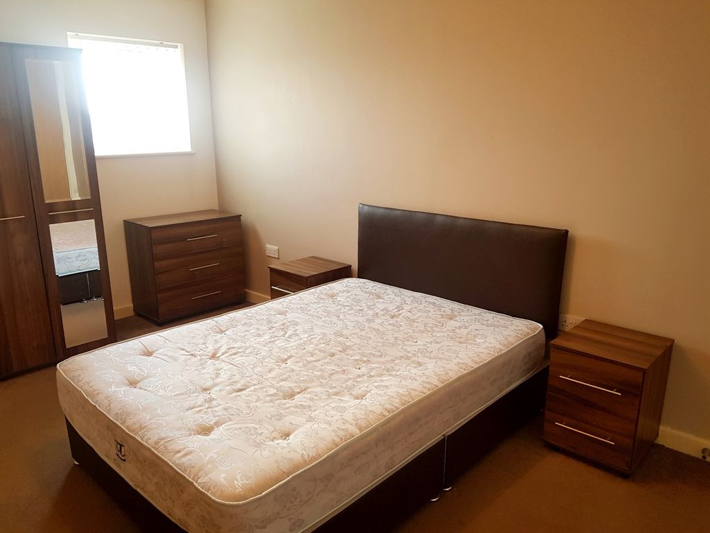 Property photo 3 of 6