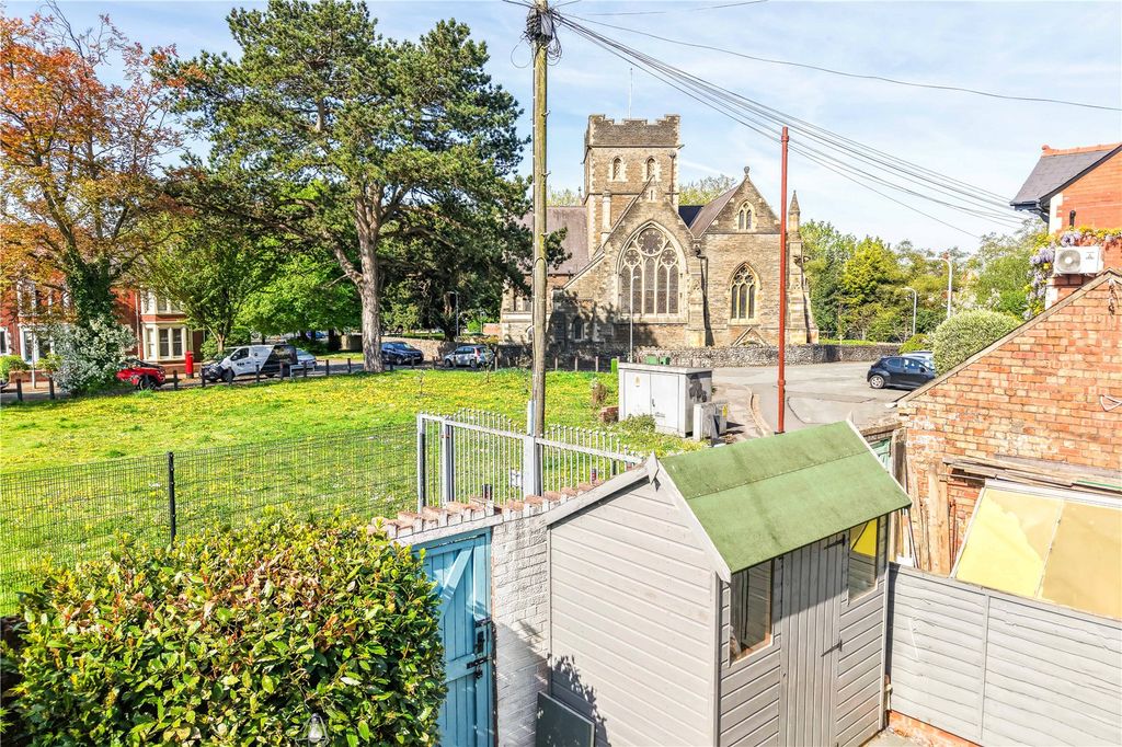 Property photo 3 of 47 Picture No. 93