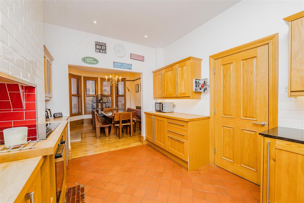 Property photo 3 of 34 P1409101.Jpg