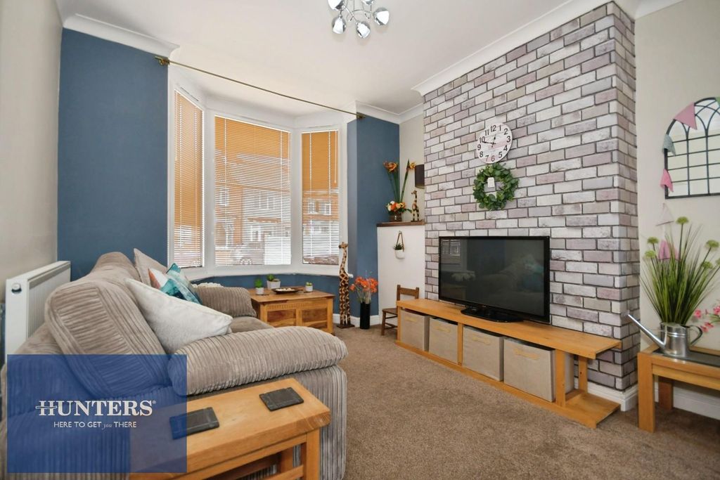 Property photo 2 of 16 Living Room 2.Jpg