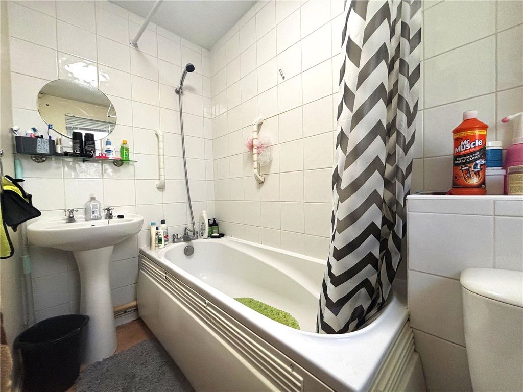 Property photo 3 of 7 Picture No. 04