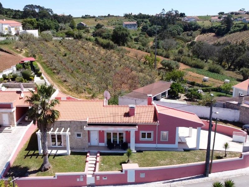 Property photo 2 of 22