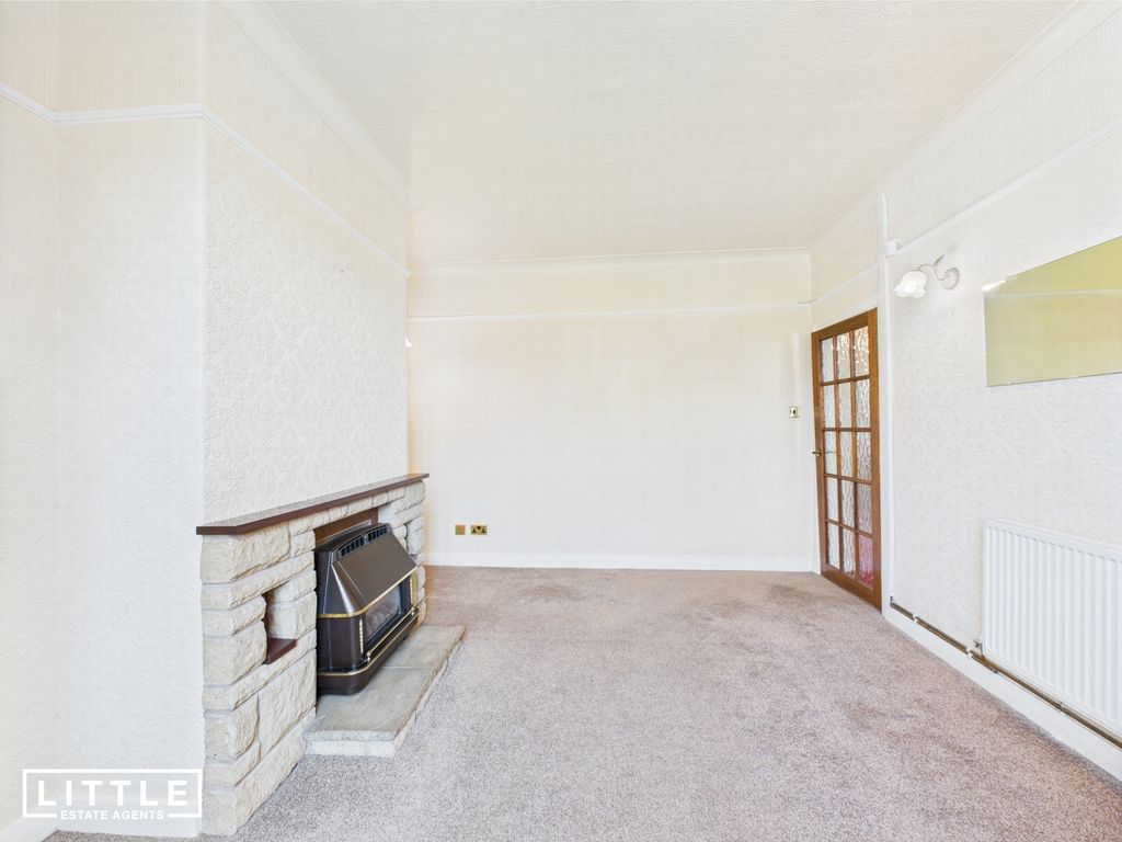 Property photo 2 of 27 Photo 9