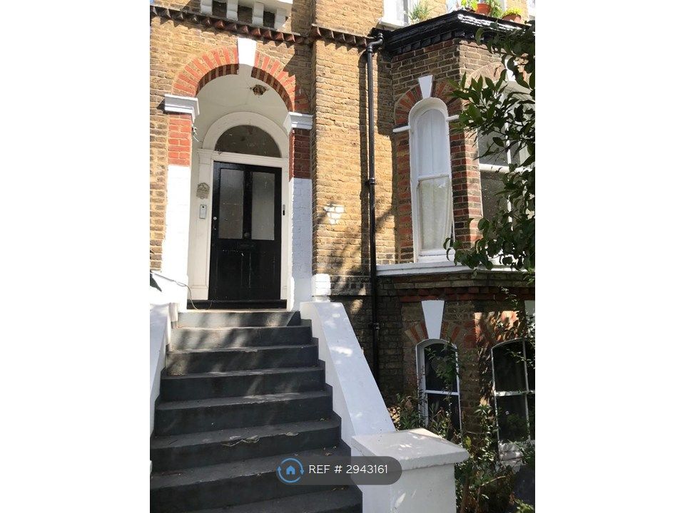 Property photo 1 of 25 Entrance