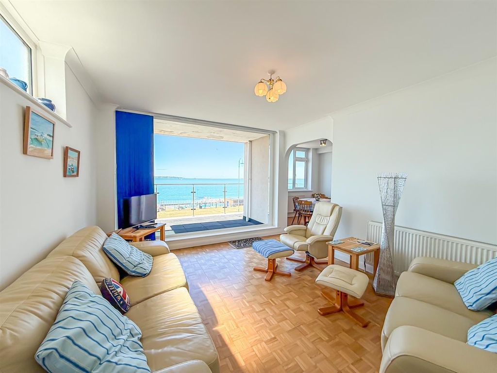 Property photo 2 of 17 4.Jpg