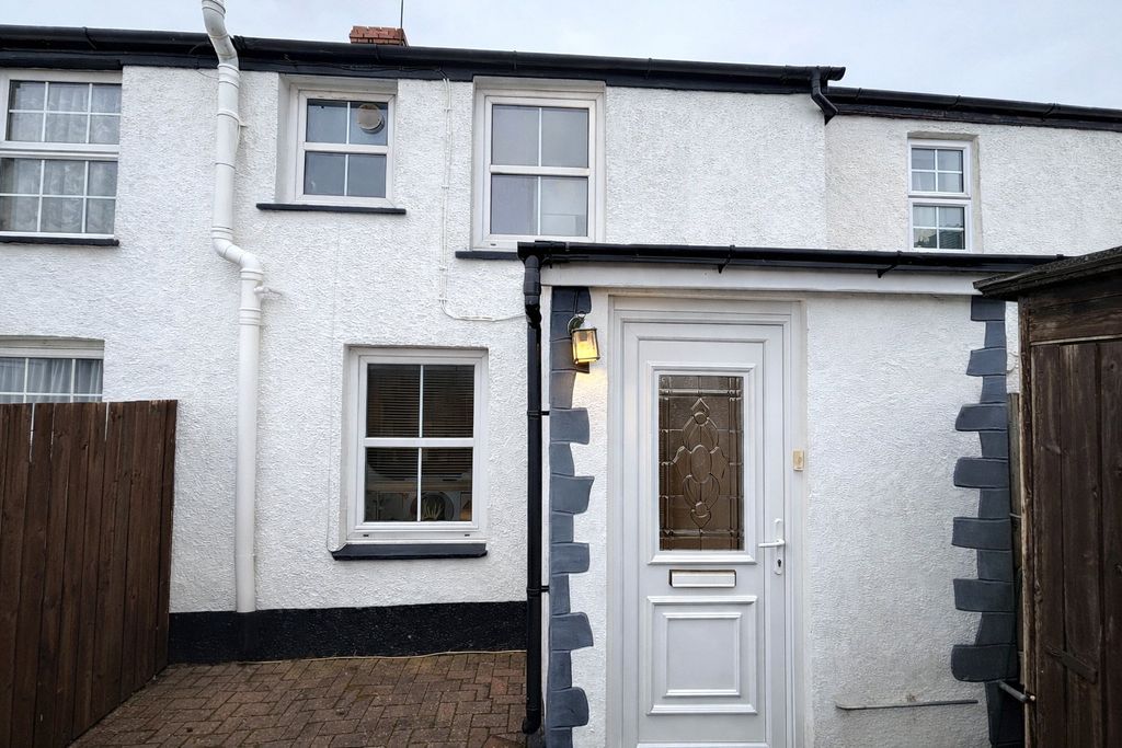 Property photo 1 of 11 1 - Picture No. 14