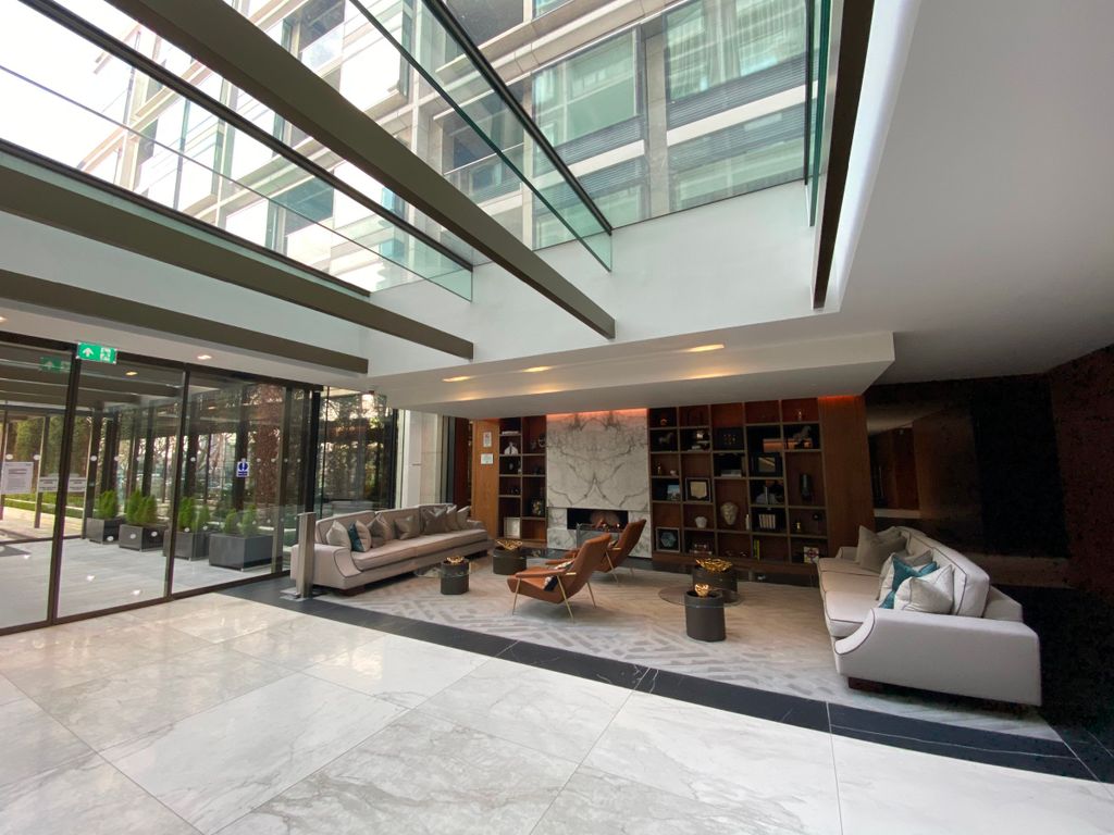 Property photo 2 of 21