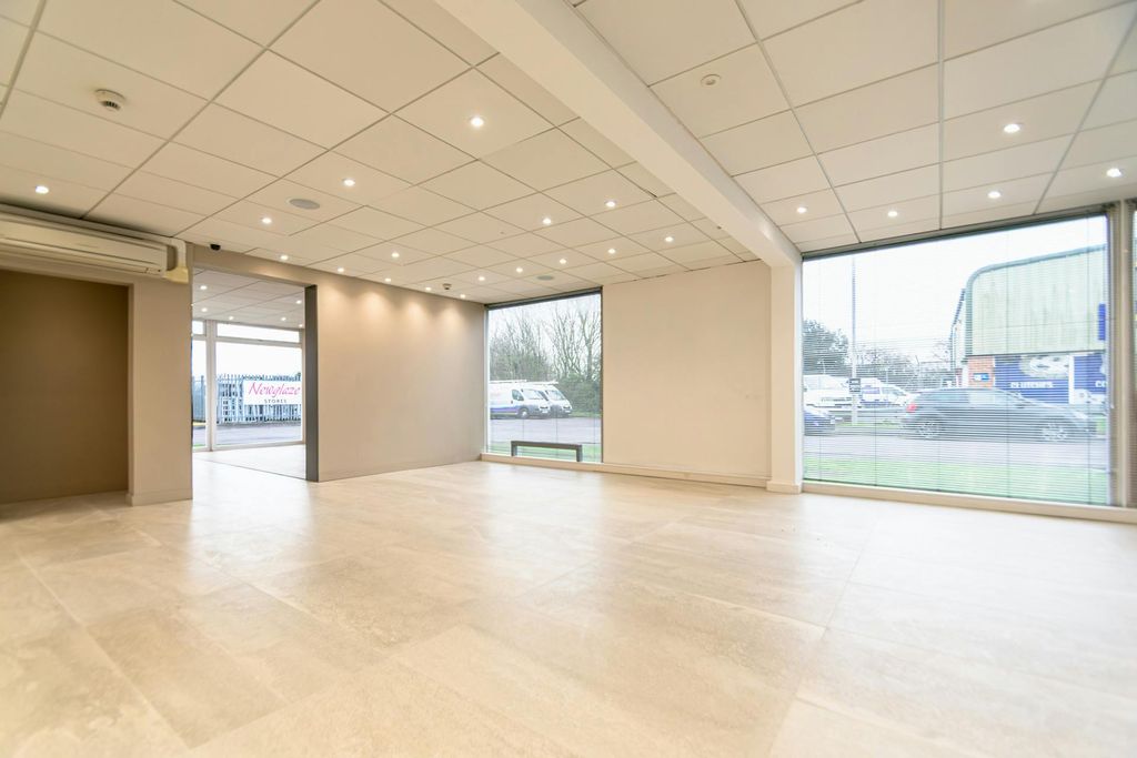 Property photo 2 of 10 26.Jpg