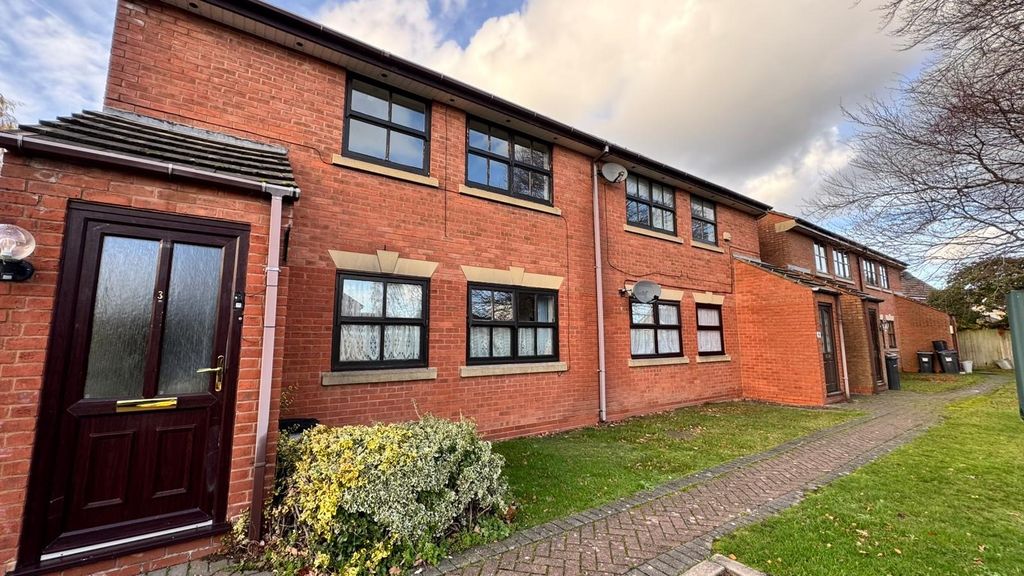 Property photo 1 of 6