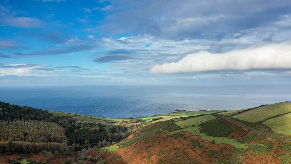 Property photo 3 of 12