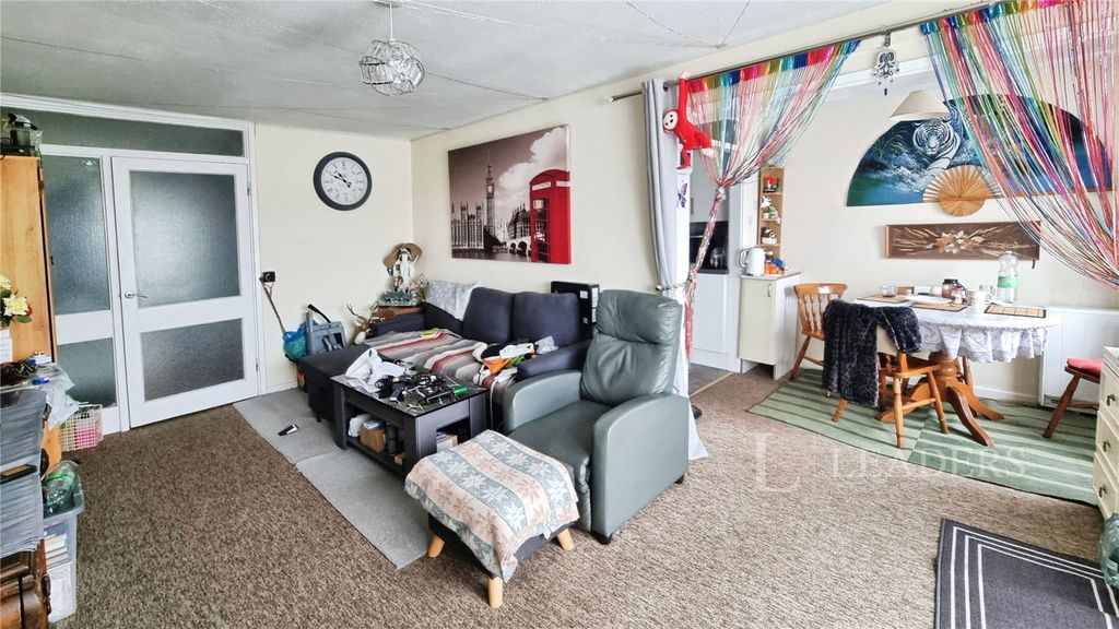 Property photo 3 of 10 Picture No. 03