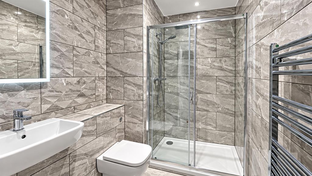 Property photo 3 of 7 De6Aa185-1B5c-4F2B-B45E-36F99B6E6d18.Png