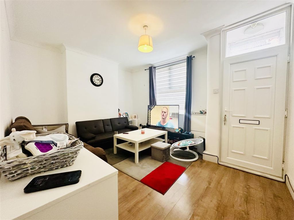 Property photo 3 of 12 Reception Room