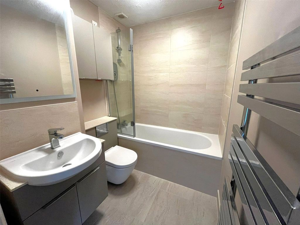 Property photo 3 of 11 Picture No. 10