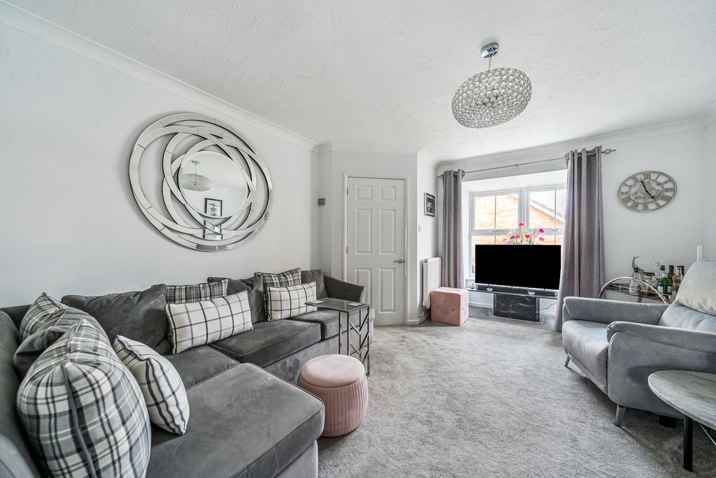 Property photo 2 of 13 Reception