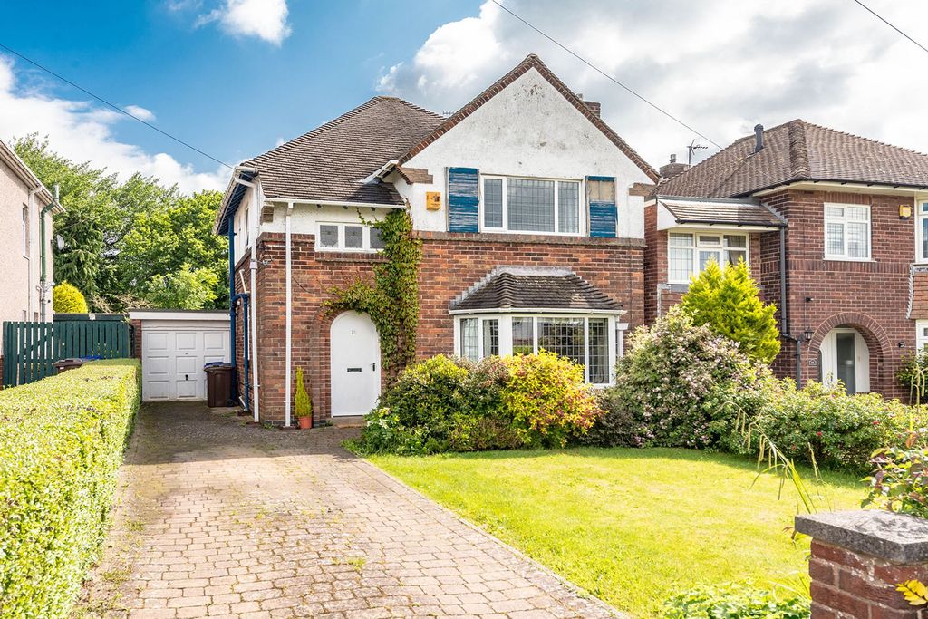 Property photo 1 of 18