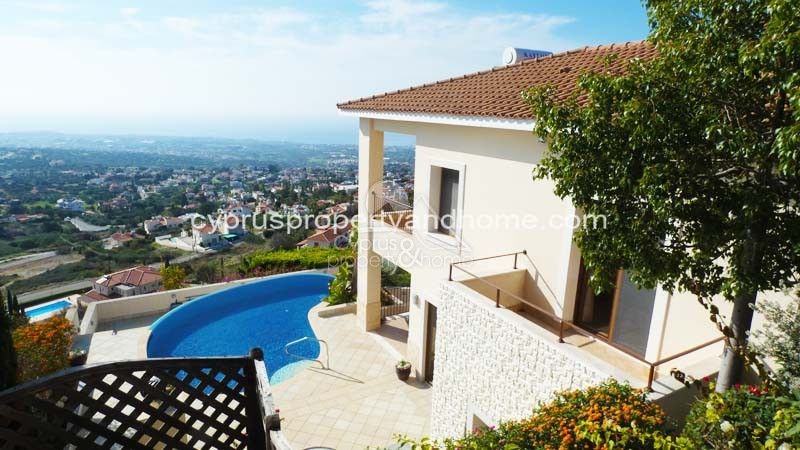 Property photo 1 of 39