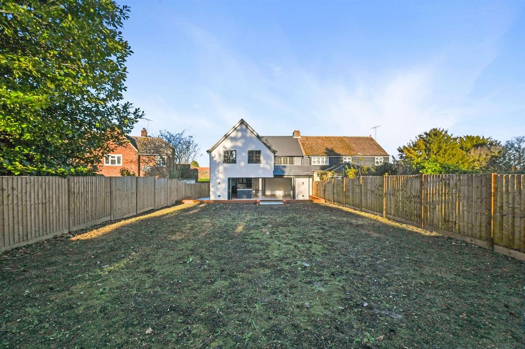 Property photo 2 of 29